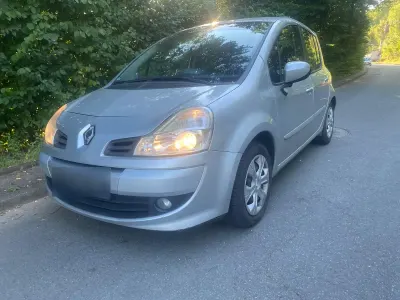 Gebraucht Renault Modus Dynamique 101 PS (74 kW) 2011 Silber Van / Kleinbus