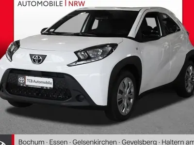 Nuova Toyota Aygo X X-play 72 CV (52 kW) 2025 Bianco SUV