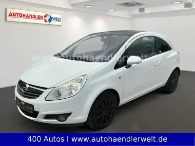Gebraucht Opel Corsa Color Edition 90 PS (66 kW) 2009 Weiß Kleinwagen