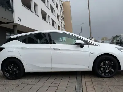 Brugt Opel Astra Innovation 150 HK (110 kW) 2018 Hvid Sedan