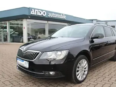 Gebraucht Skoda Superb Exclusive 170 PS (125 kW) 2015 Schwarz Kombi