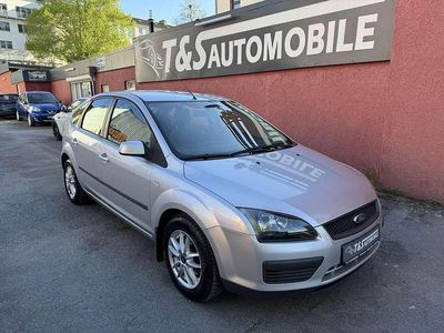 Gebraucht Ford Focus Fun X 101 PS (74 kW) 2007 Polarsilber metallic Limousine