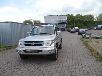 Gebraucht Mitsubishi Pajero Intense 129 PS (94 kW) 2004 Silber SUV