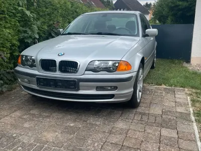Gebraucht BMW 323 170 PS (125 kW) 1999 Silber Limousine
