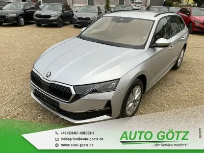 Gebraucht Skoda Octavia Selection 150 PS (110 kW) 2022 Silber Kombi