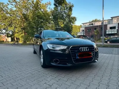 Gebraucht Audi A6 218 PS (160 kW) 2013 Blau Kombi