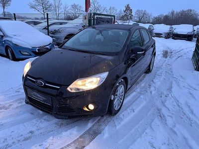 Gebraucht Ford Focus 101 PS (74 kW) 2014 Schwarz Limousine
