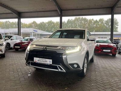 Perlmutt weiss perleffekt Gebraucht 2020 Mitsubishi Outlander Spirit SUV | 18.490 € (Fairer Preis)