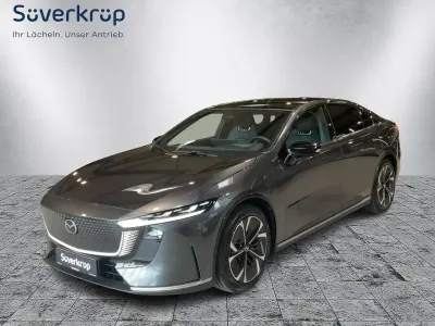 Neu Mazda 6e Takumi-Line 180 kW (245 PS) 2026 Grau Limousine