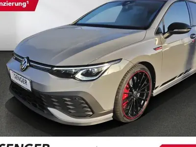 Gebraucht VW Golf VIII GTI Clubsport 301 PS (221 kW) 2023 Mondsteingrau Limousine