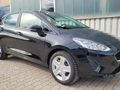 Gebraucht Ford Fiesta Cool & Connect 71 PS (52 kW) 2018 Schwarz Kleinwagen