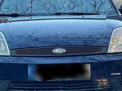 Gebraucht Ford Fiesta 69 PS (50 kW) 2002 Blau Kleinwagen