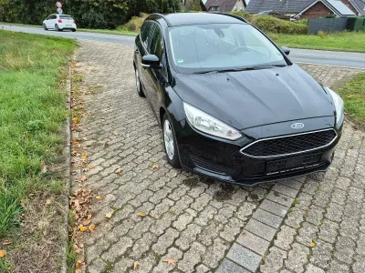 Usata Ford Focus Titanium 120 CV (88 kW) 2016 Nero Station wagon