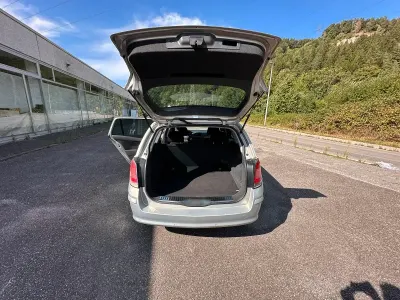 Gebraucht Opel Astra 125 PS (91 kW) 2006 Grau Kombi