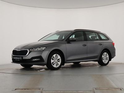 Graphitegrau metallic Gebraucht 2022 Skoda Octavia Ambition Kombi | 21.889 € (Guter Preis)