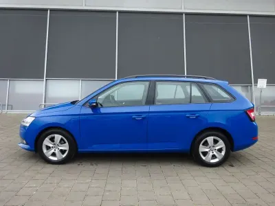 Gebraucht Skoda Fabia Ambition 130 PS (95 kW) 2021 Blau Kleinwagen