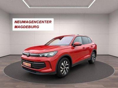 Persimmon red metallic Gebraucht 2024 VW Tiguan Life SUV | 38.980 € (Etwas zu teuer)