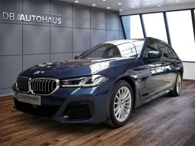 Usata BMW 530e Sport Line 292 CV (214 kW) 2022 Blu Station wagon