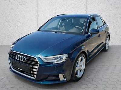 Gebraucht Audi A3 Sport 190 PS (139 kW) 2019 Blau Limousine