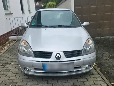 Gebraucht Renault Clio Campus 75 PS (55 kW) 2005 Silber Kleinwagen