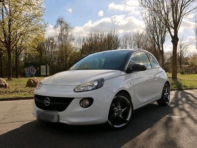 Usado Opel Adam 101 HP (74 kW) 2013 Branco Citadino