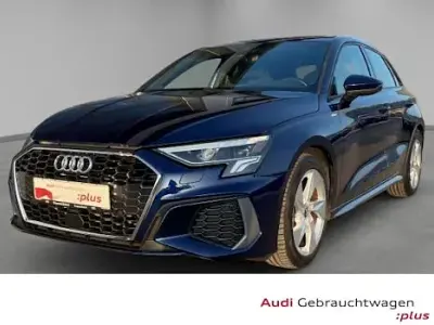 Używany Audi A3 S-Line 116 KM (85 kW) 2023 Niebieski Sedan/Limuzyna