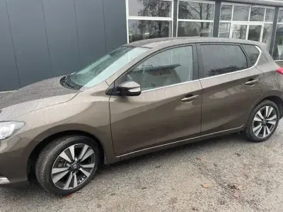 Usata Nissan Pulsar N-Connecta 116 CV (85 kW) 2017 Marrone Berlina