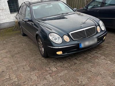 Mercedes E270