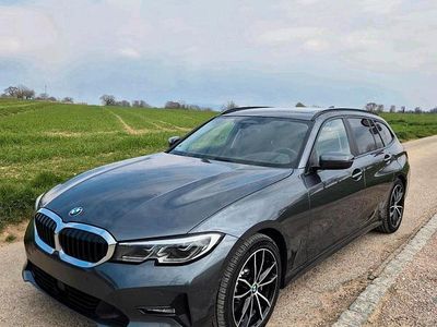 Usata BMW 330 Advantage 258 CV (189 kW) 2020 Grigio Station wagon