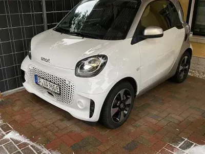 Gebraucht Smart ForTwo Electric Drive 60 kW (82 PS) 2021 Weiß Coupé