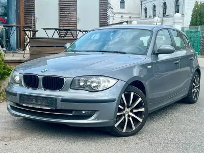 Gebraucht BMW 116 122 PS (89 kW) 2009 Grau Kleinwagen