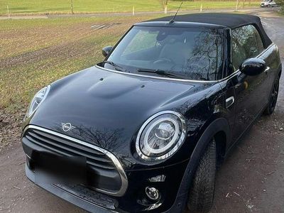 Second-hand Mini ONE Chili 102 CP (75 kW) 2020 Negru Hatchback