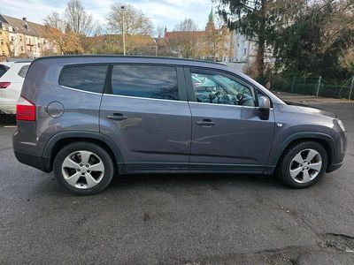 Gebraucht Chevrolet Orlando 163 PS (119 kW) 2012 Silber Van / Kleinbus