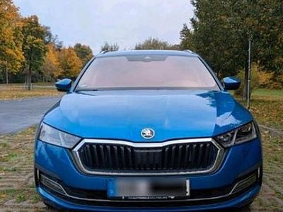 Blau Gebraucht 2020 Skoda Octavia First Edition Kombi | 18.250 € (Guter Preis)
