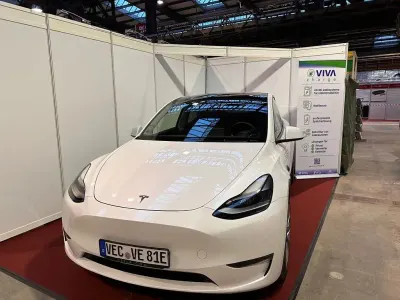 Gebraucht Tesla Model Y Long Range AWD 378 kW (514 PS) 2023 Weiß SUV