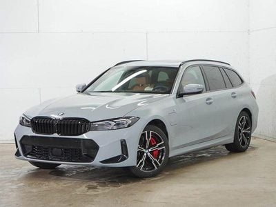 Gebraucht BMW 330e M Sport 292 PS (214 kW) 2025 Brooklyn grau metallic Kombi