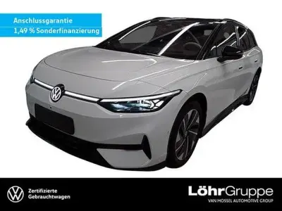 Gebraucht VW ID.7 Pro 210 kW (286 PS) 2025 Gletscherweiß metallic Kombi