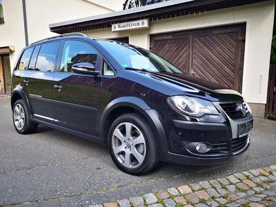 VW Touran Cross