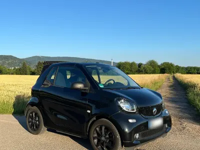 Gebraucht Smart ForTwo Cabrio Passion 71 PS (52 kW) 2016 Schwarz Cabrio