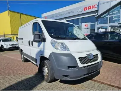 Gebraucht Peugeot Boxer 131 PS (96 kW) 2014 Weiß Van
