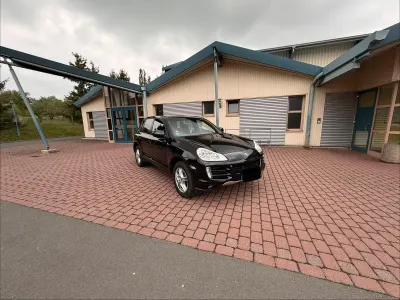 Używany Porsche Cayenne 290 KM (213 kW) 2008 Czarny SUV