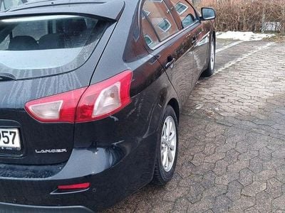 Gebraucht Mitsubishi Lancer Invite 150 PS (110 kW) 2011 Schwarz Limousine