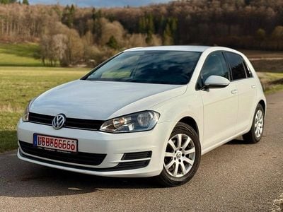 Gebraucht VW Golf VII 105 PS (77 kW) 2015 Weiß Limousine