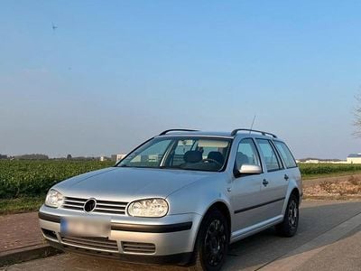 VW Golf IV