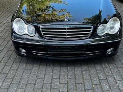 Mercedes C320