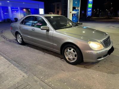 Gebraucht Mercedes S320 204 PS (150 kW) 2003 Silber Limousine