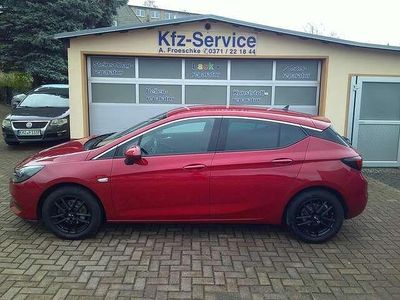 Gebraucht Opel Astra Elegance 145 PS (106 kW) 2020 Peperoncino red Kleinwagen