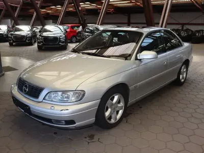 Gebraucht Opel Omega Executive 179 PS (131 kW) 2003 Silber Limousine