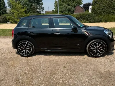 Gebraucht Mini John Cooper Works 218 PS (160 kW) 2014 Schwarz Kleinwagen
