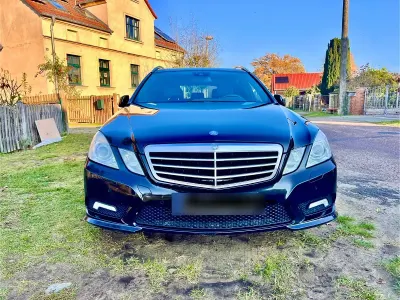 Gebraucht Mercedes 220 170 PS (125 kW) 2011 Schwarz Kombi